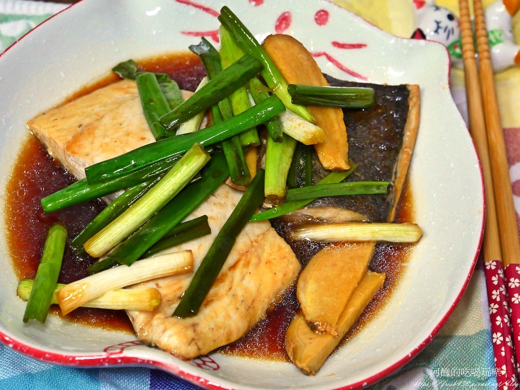 蔥燒紅魽,鹹香下飯,做法簡單。 - 第10張圖 P1040010