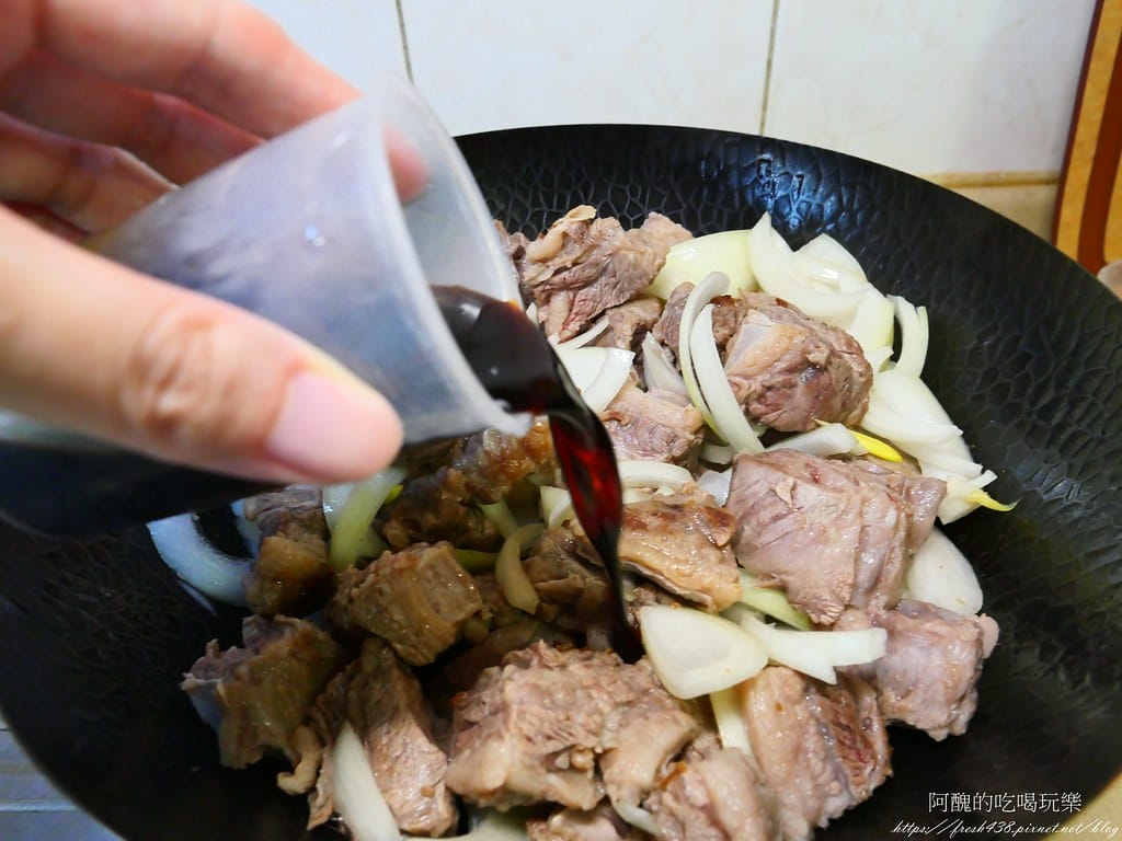 南瓜燉牛腩,濃厚秋天風味,保護心血管、預防癌症的好料理。 - 第10張圖 P1039974