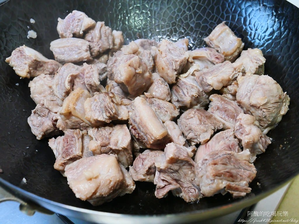南瓜燉牛腩,濃厚秋天風味,保護心血管、預防癌症的好料理。 - 第7張圖 P1039971