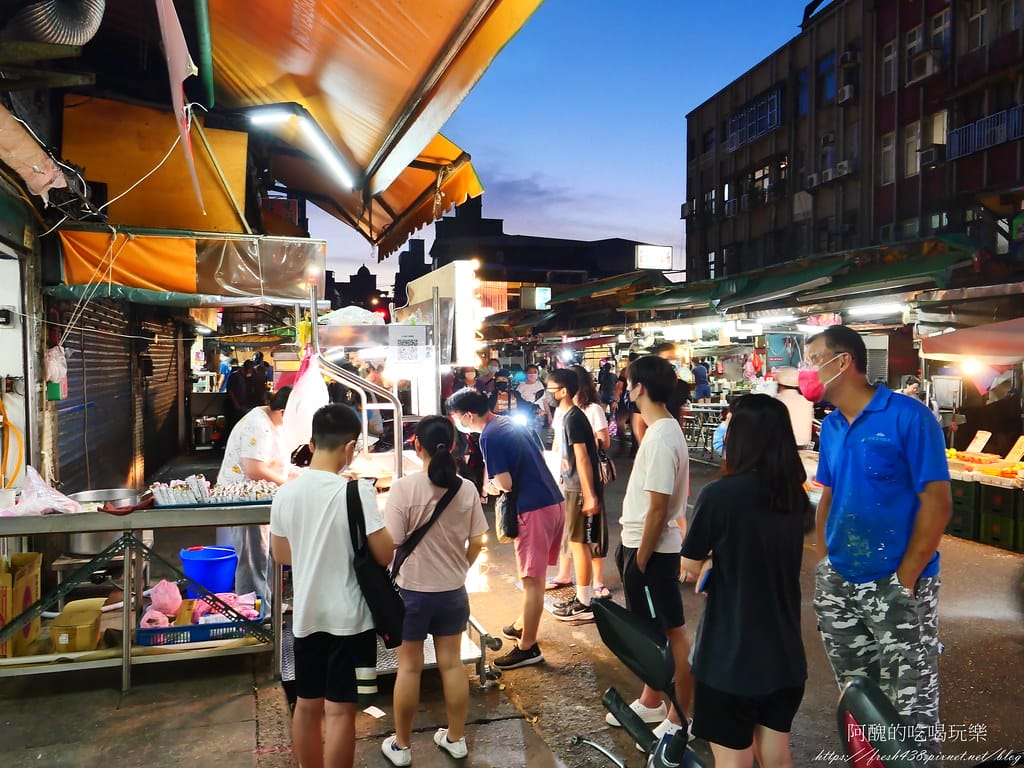 【士林美食】一馨一懿炒泡麵-社子店,原來炒泡麵可以那麼澎派,超乎您我的想像! - 第8張圖 4-1