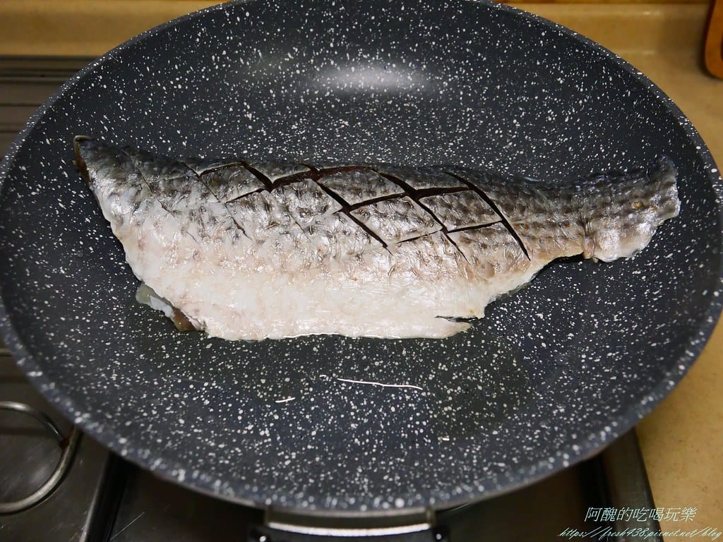 香煎一夜干,軟嫩多汁,鹹香下飯。 - 第4張圖 P1040341