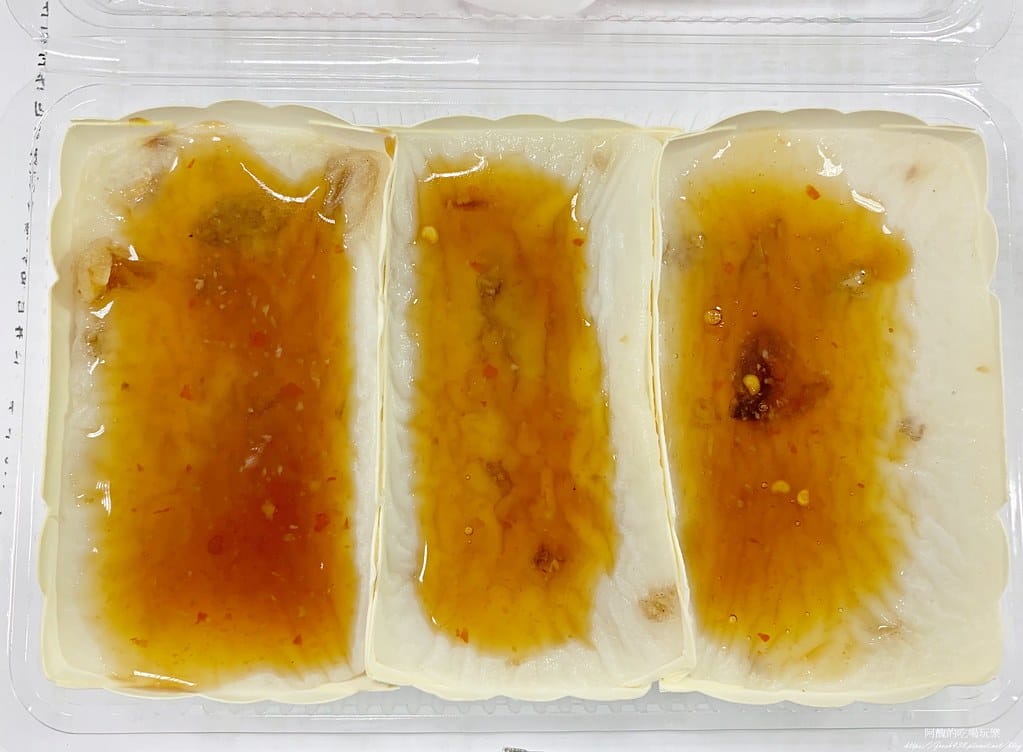 【樹林美食】粿全佳精緻米食,特別的方形碗粿,菜脯超香超好吃! - 第14張圖 S__33169413有辣的醬