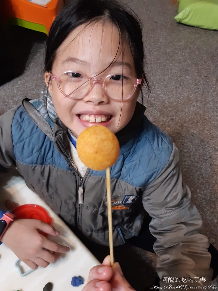 【樹林美食】樂樂地瓜球,超大顆,外皮酥脆、口感Q彈,冷掉也不油膩。 - 第12張圖 20211119_170435