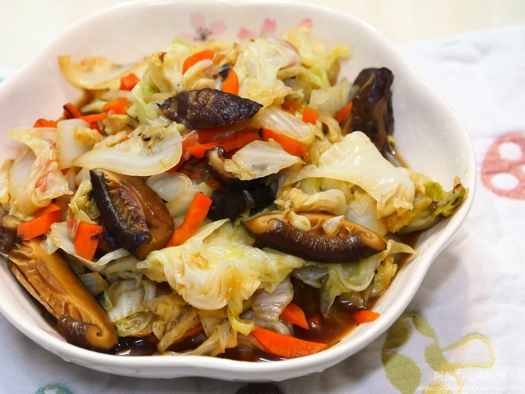 【素食食譜】白菜滷,快手料理,10分鐘上桌。 - 第9張圖 P1041071