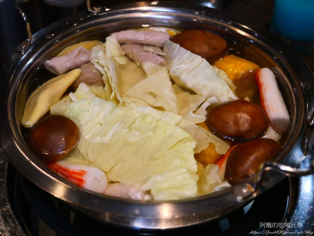 【新北美食】好客燒烤樹林秀泰店,海陸全餐888,火鍋、燒烤任您吃到飽,超享受! - 第40張圖 36
