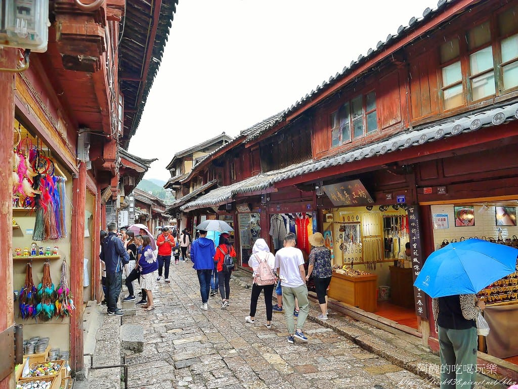 【雲南景點】麗江古城,小橋、流水、人家最典型的代表,走訪世界文化遺產之美。 - 第34張圖 28