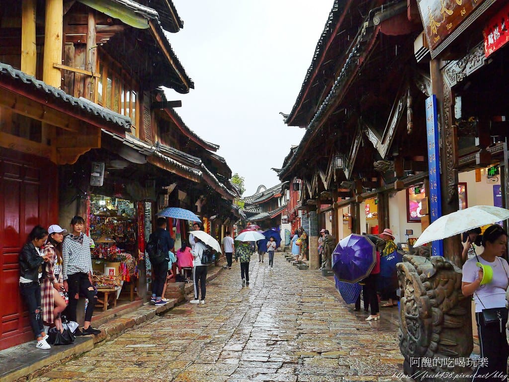 【雲南景點】麗江古城,小橋、流水、人家最典型的代表,走訪世界文化遺產之美。 - 第16張圖 11