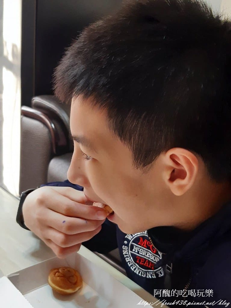 【樹林美食】橘太郎爆漿雞蛋糕-樹林站前店,內餡濃郁、小心燙口!樹林夜市必吃美食。 - 第19張圖 16