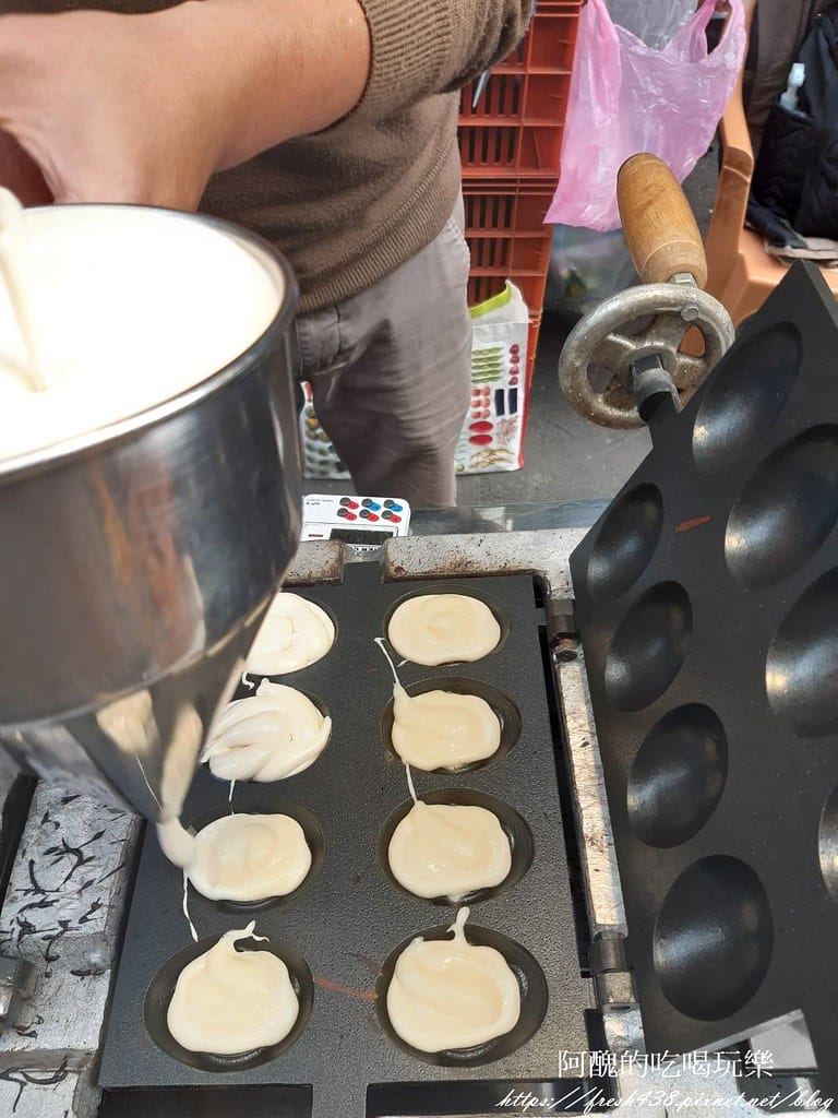 【樹林美食】橘太郎爆漿雞蛋糕-樹林站前店,內餡濃郁、小心燙口!樹林夜市必吃美食。 - 第8張圖 6