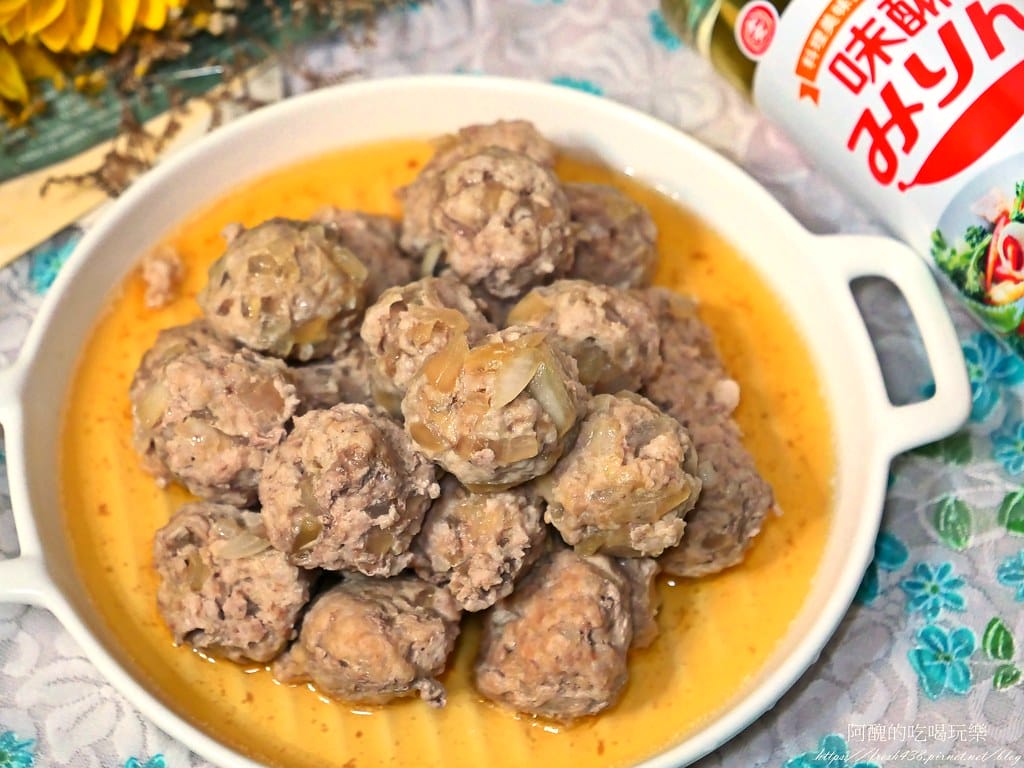 【電鍋食譜】和風小肉丸,2樣食材、2種調味料,一根湯匙快速完成美味料理。 - 第16張圖 P1042243