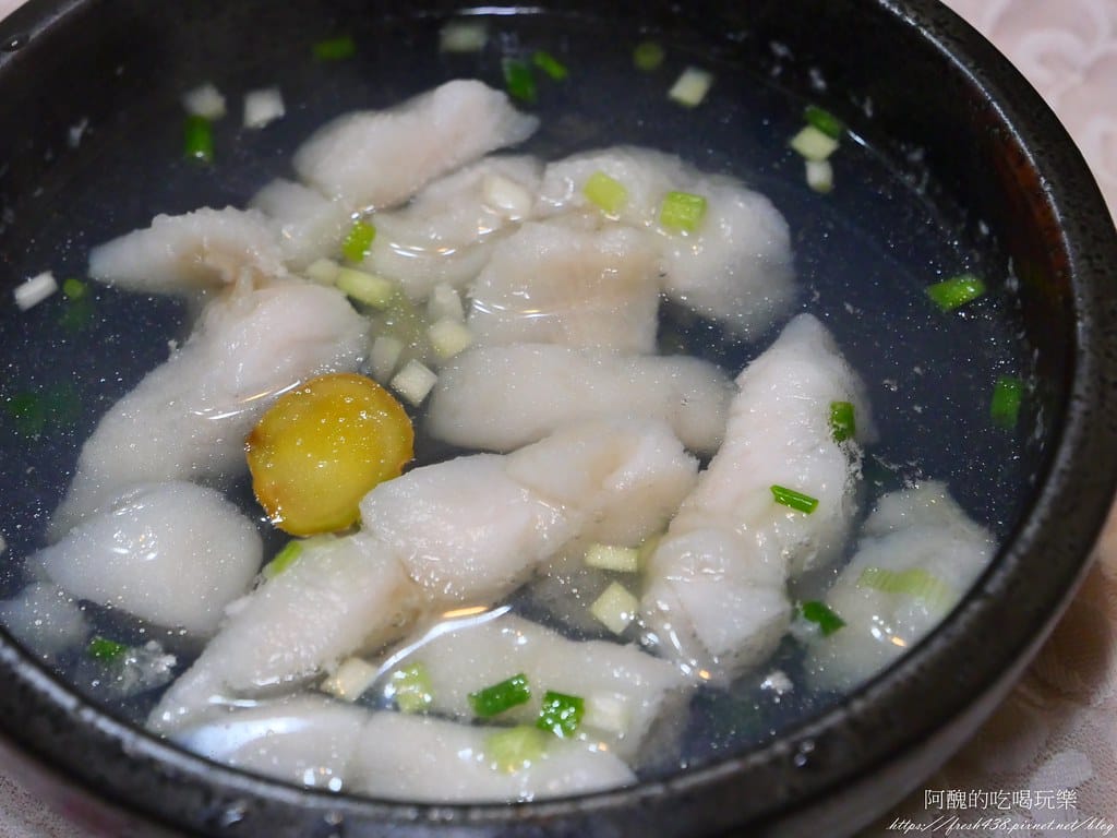 巴沙魚湯,無刺、肉質軟嫩,這樣煮真的很好喝。 - 第9張圖 P1041953