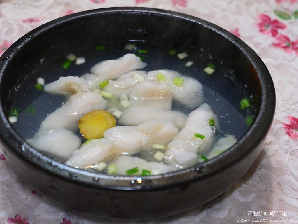 巴沙魚湯,無刺、肉質軟嫩,這樣煮真的很好喝。 - 第8張圖 P1041955