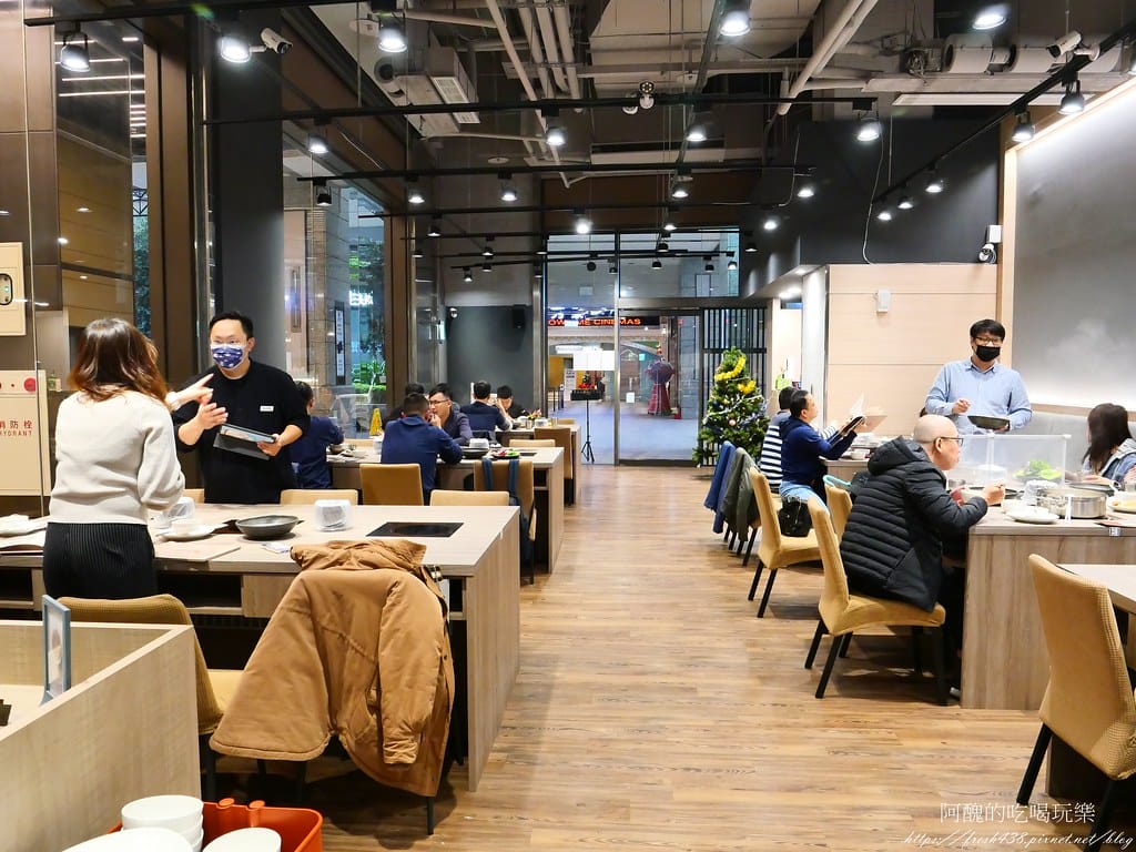 【新北美食】秋風軒鍋物-土城日月光店,自助吧吃到飽,主推雙人海陸套餐。 - 第6張圖 P1042706