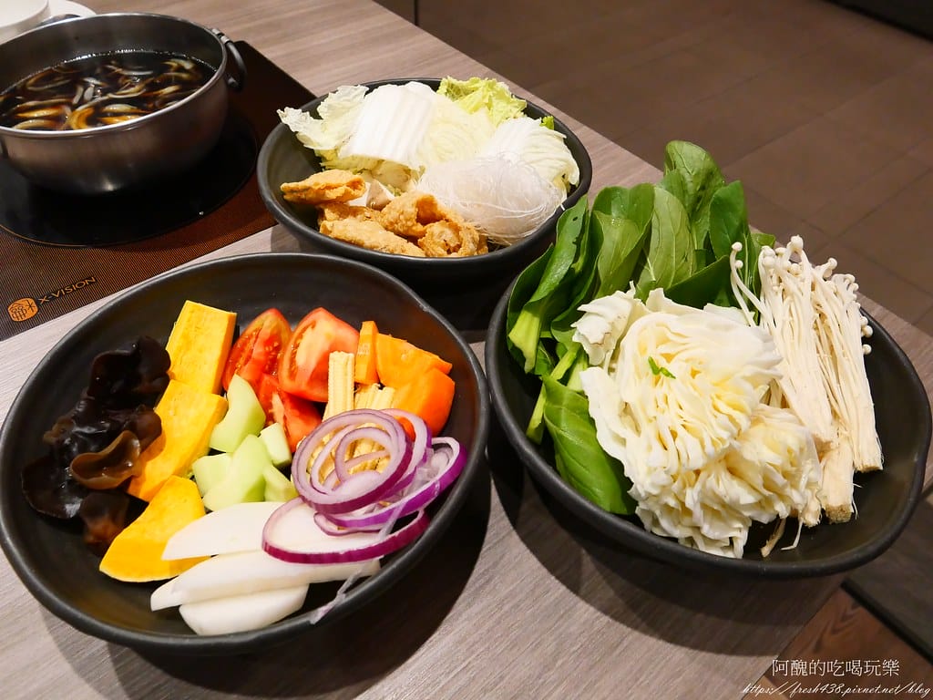 【新北美食】秋風軒鍋物-土城日月光店,自助吧吃到飽,主推雙人海陸套餐。 - 第44張圖 P1042756