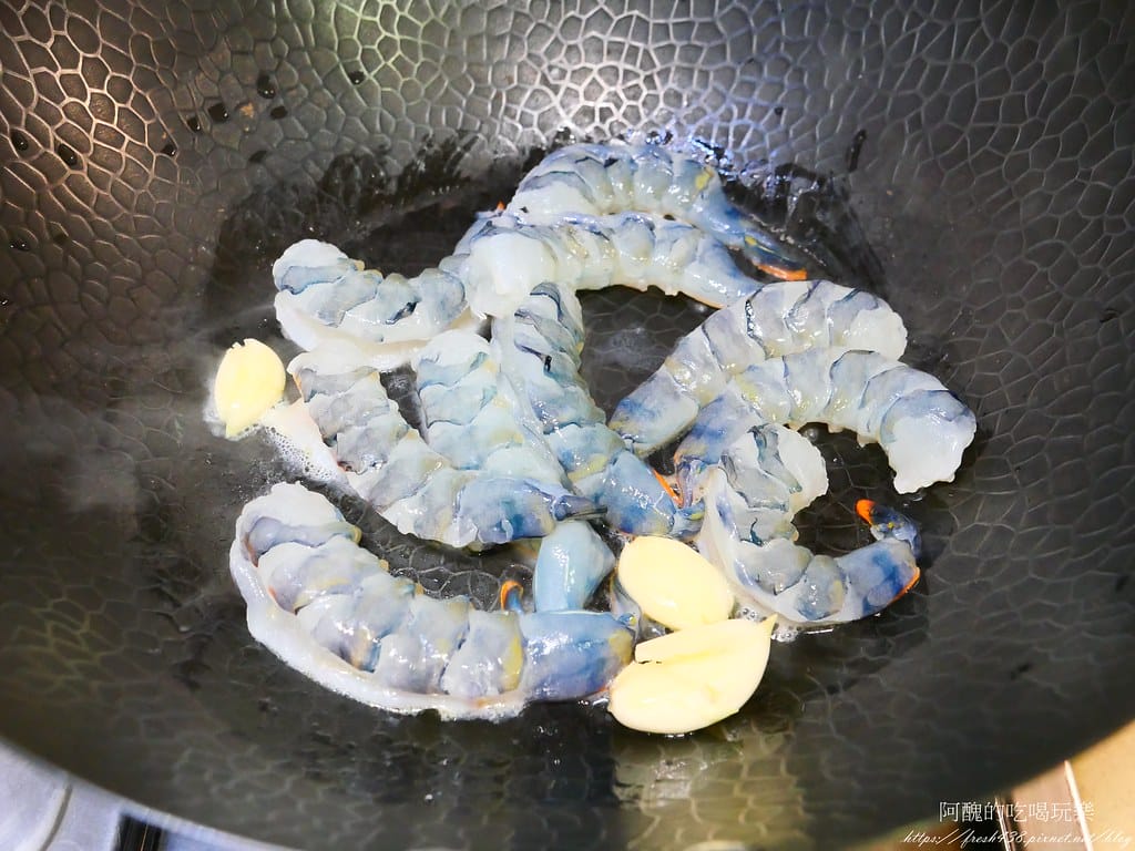 蘆筍炒蝦仁,5分鐘快速上桌,好吃到全家搶光! - 第7張圖 P1043104