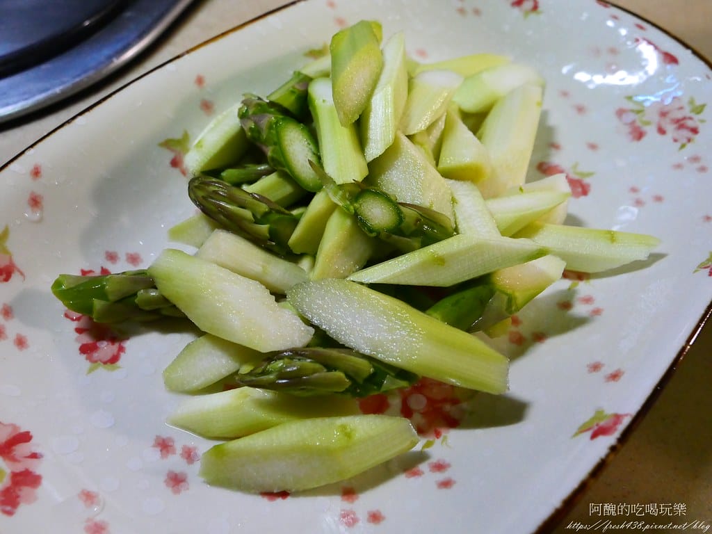 蘆筍炒蝦仁,5分鐘快速上桌,好吃到全家搶光! - 第3張圖 P1043102