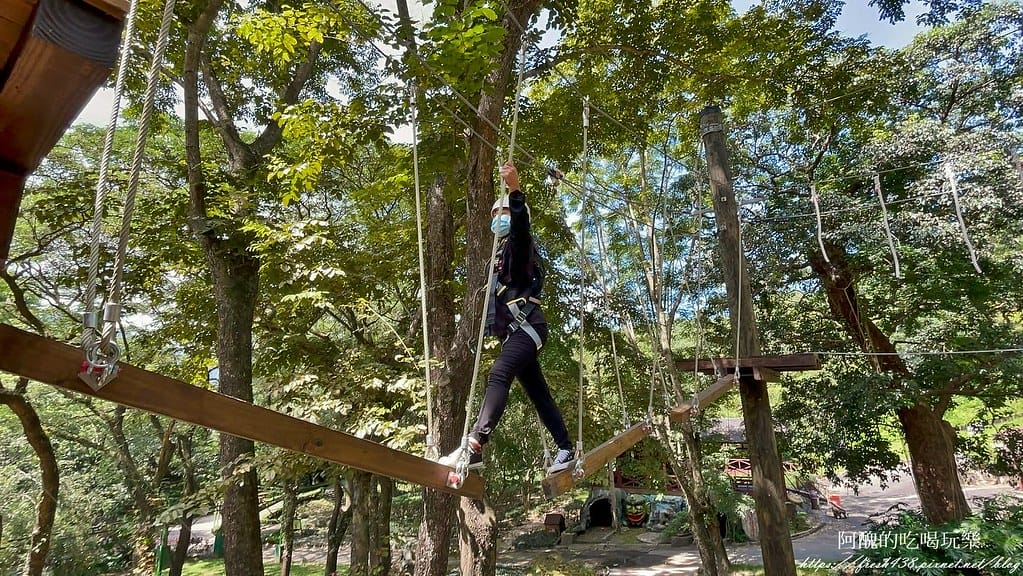 【南投住宿】泰雅渡假村,溫泉泡湯、露營烤肉、手作DIY、原民表演、園區導覽、高空繩索、天空步道,行程好豐富。 - 第142張圖 88-15