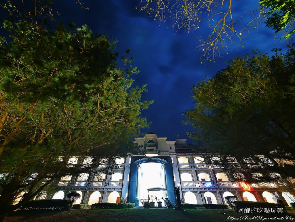 【南投住宿】泰雅渡假村,溫泉泡湯、露營烤肉、手作DIY、原民表演、園區導覽、高空繩索、天空步道,行程好豐富。 - 第84張圖 52夜景