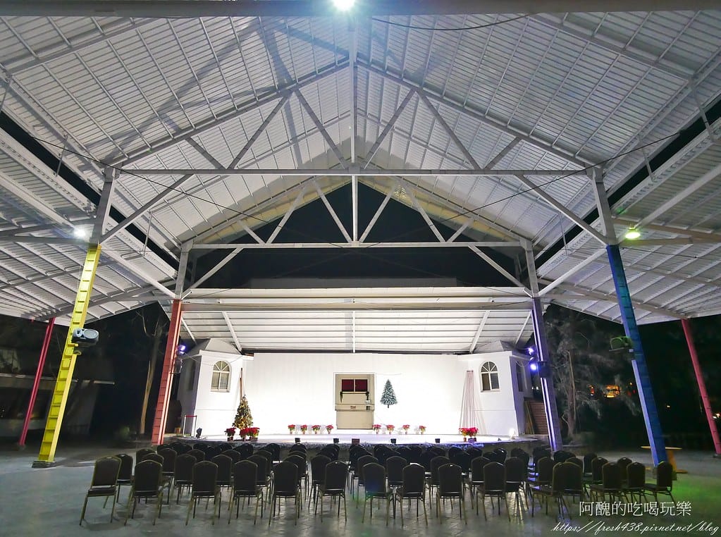 【南投住宿】泰雅渡假村,溫泉泡湯、露營烤肉、手作DIY、原民表演、園區導覽、高空繩索、天空步道,行程好豐富。 - 第85張圖 53-2夜晚活動會場