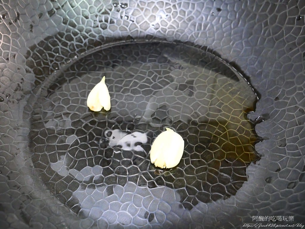 秋葵炒肉絲,不到5分鐘就能上菜,簡單必學的好吃料理。 - 第3張圖 P1043117