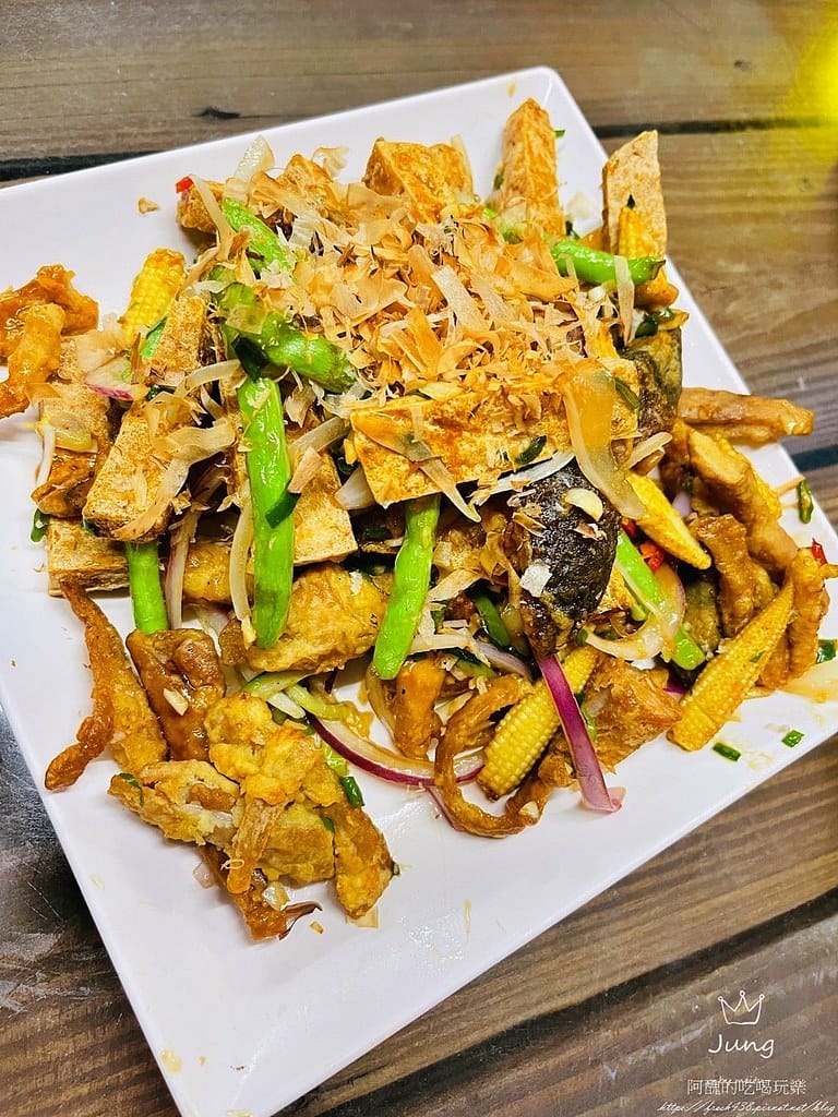 S__35102935什麼東東(有皮蛋、臭豆腐)最好吃的就是這盤