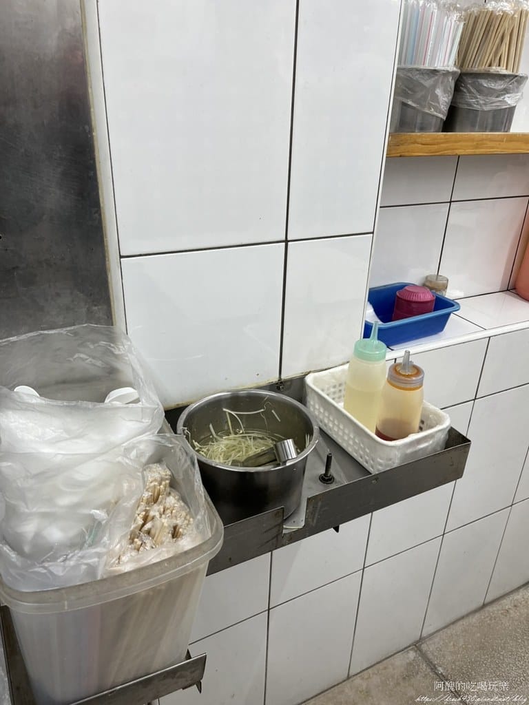 【新北美食】樹林永和豆漿大王,從晚上賣到隔天中午,最好吃的居然是這道料理! - 第16張圖 12