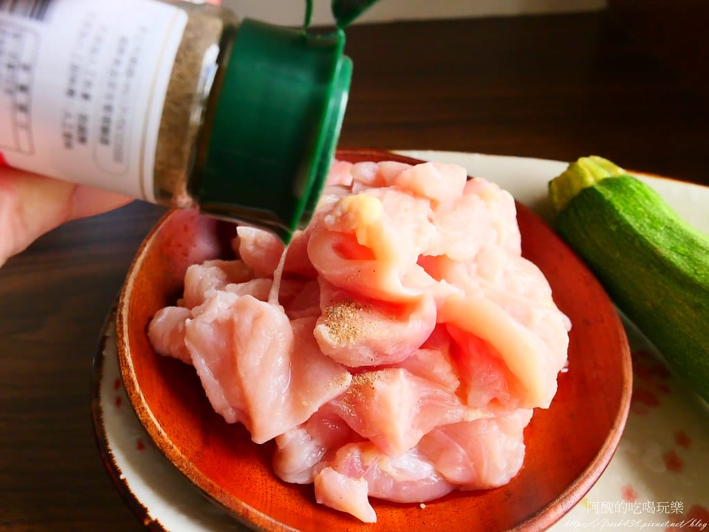 櫛瓜炒雞柳,減脂料理,保證超好吃! - 第3張圖 P1043418