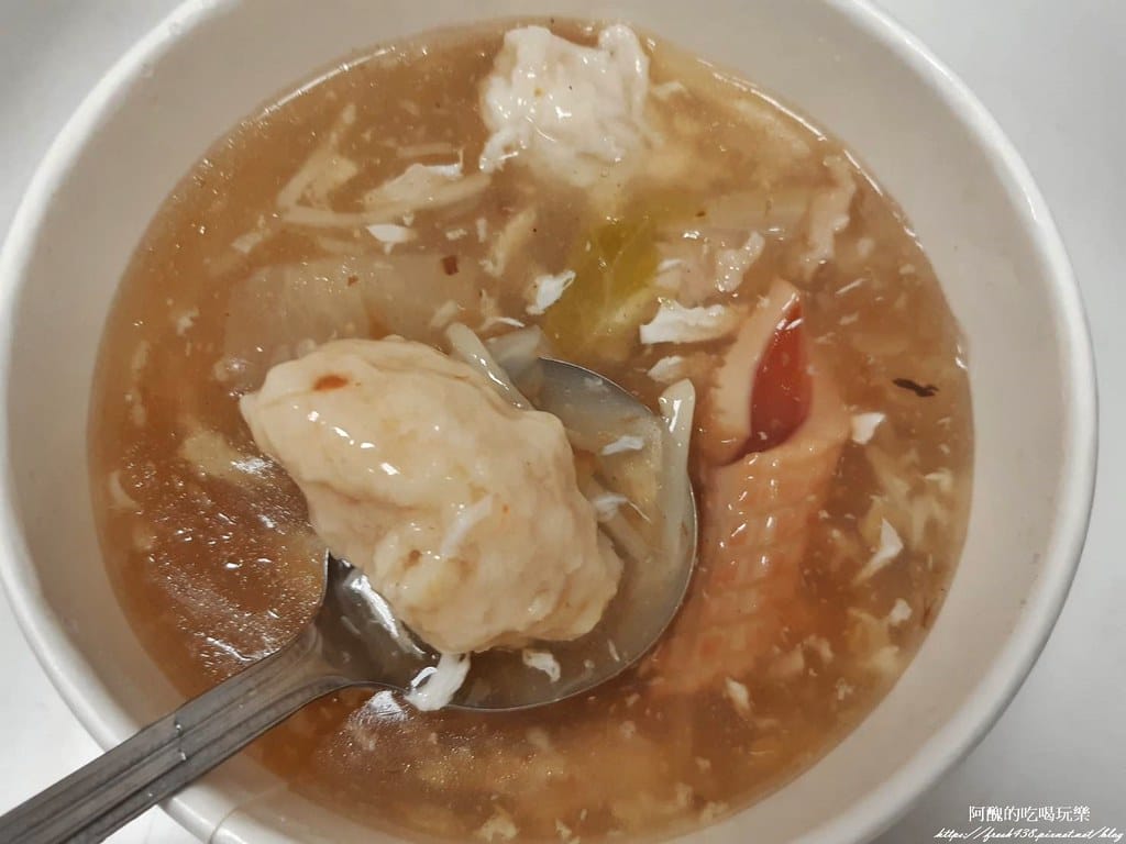 【樹林美食】海味食堂,霸王羹料多豐富,滷排飯口味也不錯。 - 第13張圖 10
