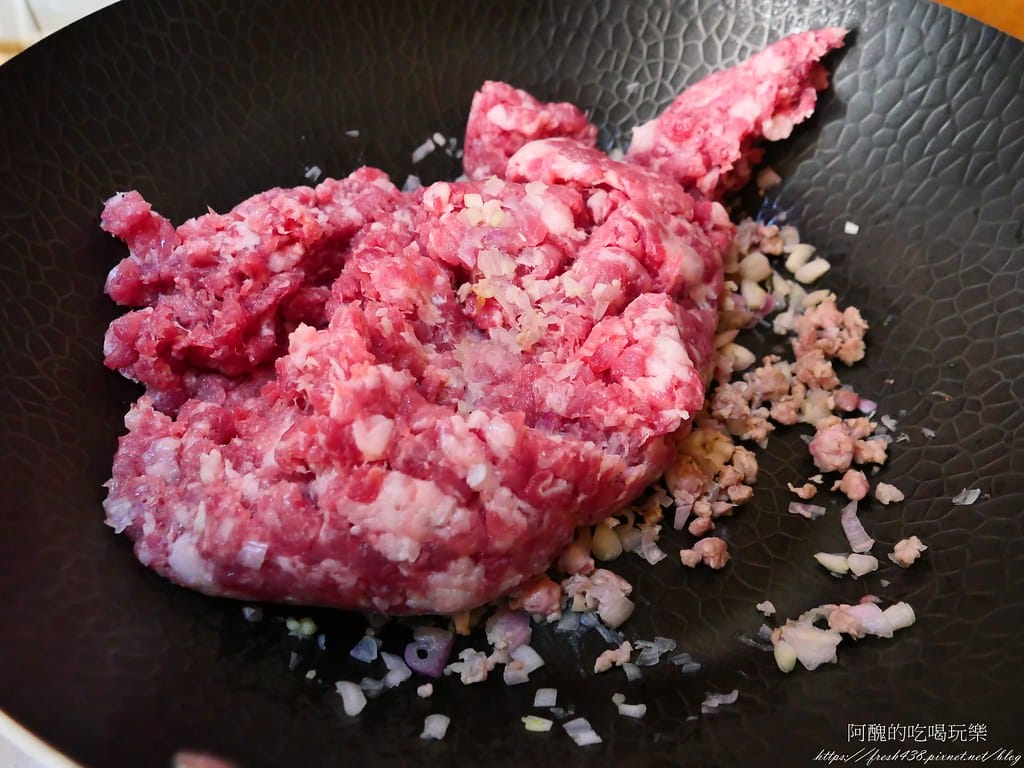 簡易肉燥,保證手殘也會做,一碗吃了會讓人回味的肉燥飯。 - 第7張圖 P1043913