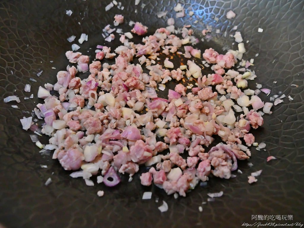 簡易肉燥,保證手殘也會做,一碗吃了會讓人回味的肉燥飯。 - 第6張圖 P1043911