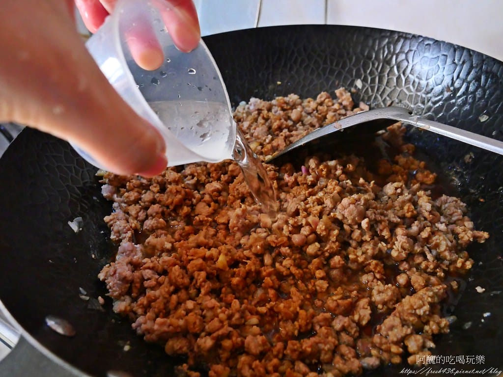 簡易肉燥,保證手殘也會做,一碗吃了會讓人回味的肉燥飯。 - 第13張圖 P1043921