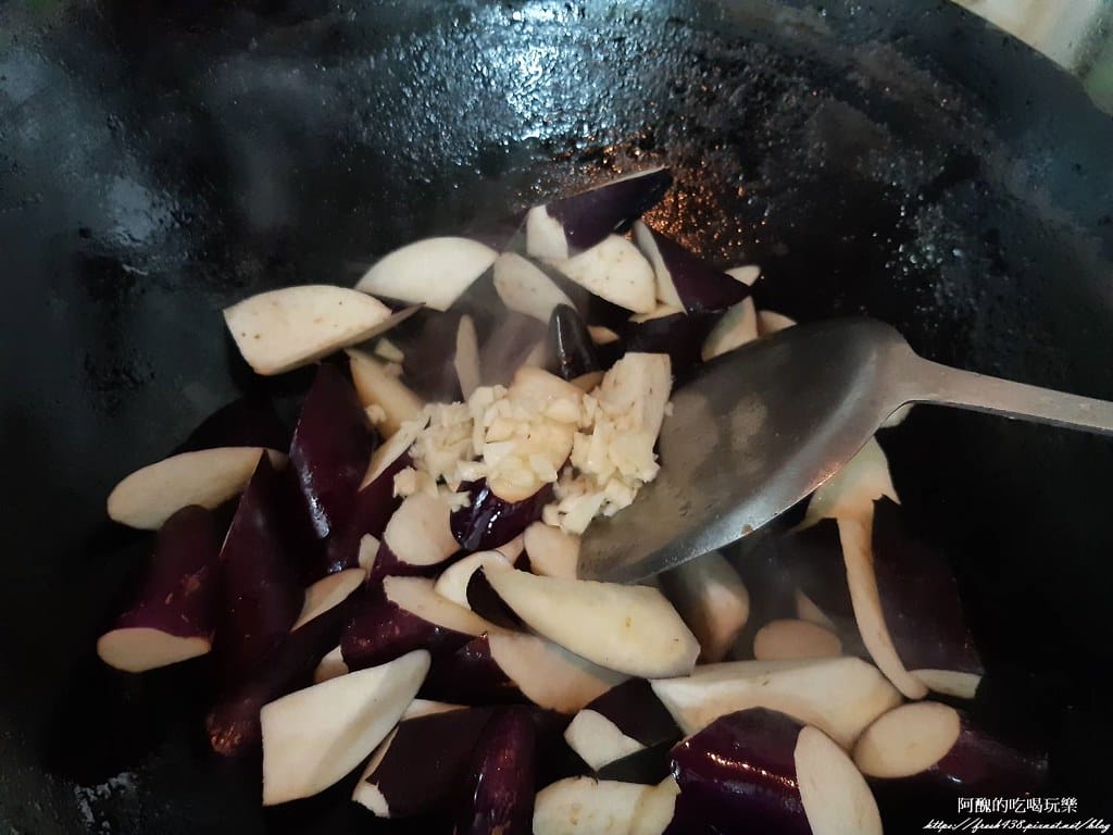 炒茄子,教您如何炒出香軟好吃茄子。 - 第5張圖 254392
