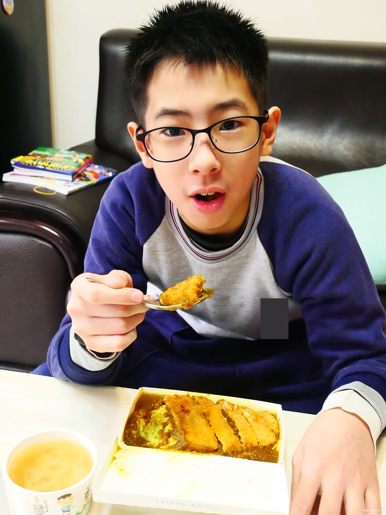 【樹林美食】相撲苑,好吃的蛋包飯,炸豬排厚實又迷人。 - 第23張圖 22