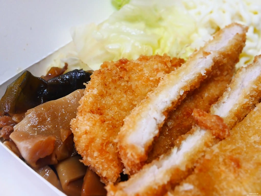 【樹林美食】相撲苑,好吃的蛋包飯,炸豬排厚實又迷人。 - 第14張圖 13