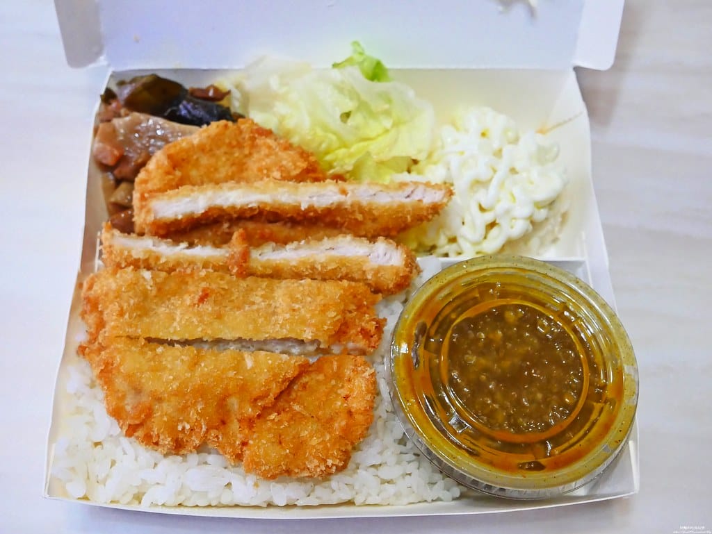 【樹林美食】相撲苑,好吃的蛋包飯,炸豬排厚實又迷人。 - 第13張圖 12