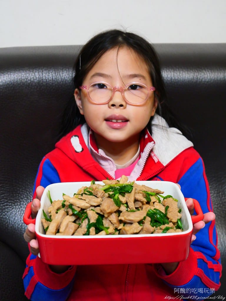 韭菜炒肉絲,香噴噴、超下飯,讓人停不了筷子。 - 第14張圖 P1044083