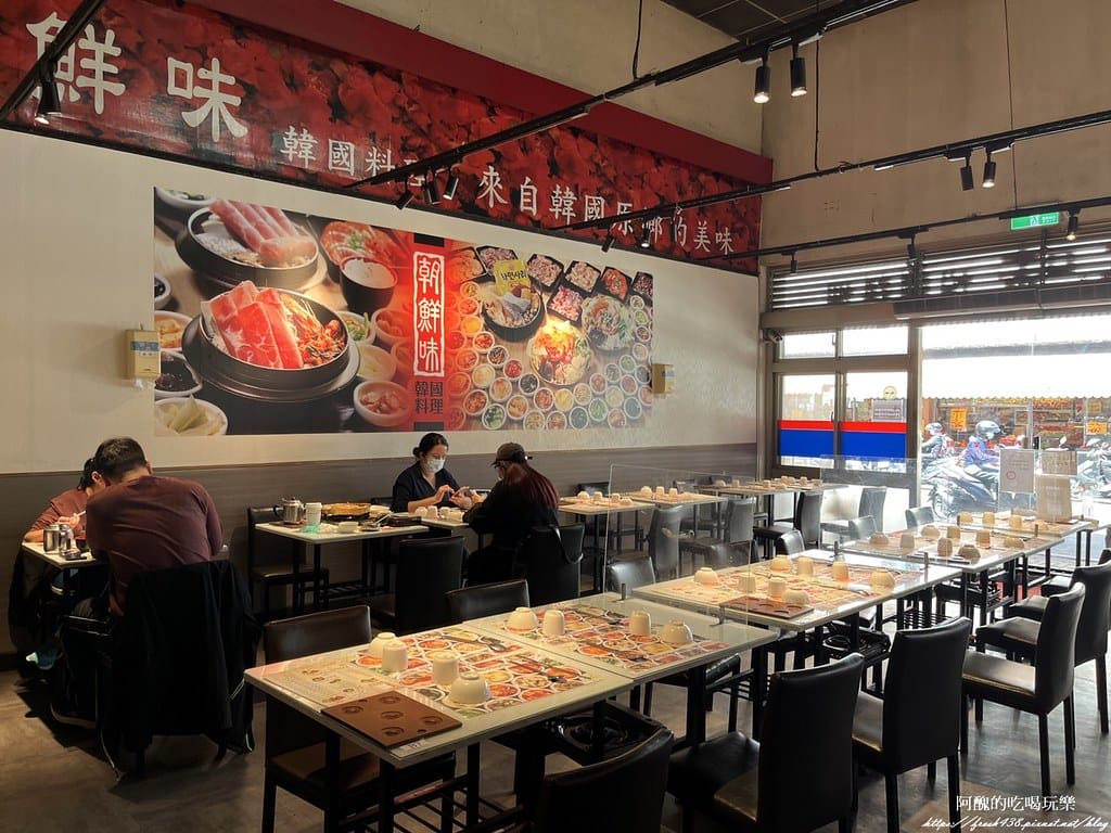 【新莊美食】朝鮮味韓國料理,幾十道小菜免費吃到飽,價格超實在。 - 第4張圖 2