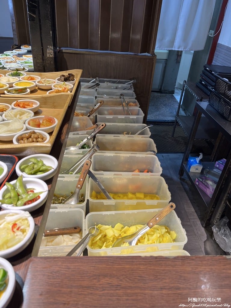 【新莊美食】朝鮮味韓國料理,幾十道小菜免費吃到飽,價格超實在。 - 第11張圖 4-0