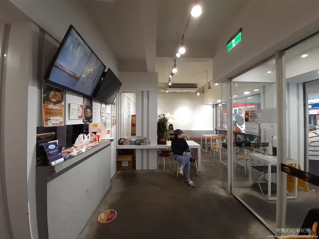【樹林美食】梁社漢排骨-樹林中華店,炸排骨、炸雞腿、椒鹽雞塊都超好吃。 - 第21張圖 19