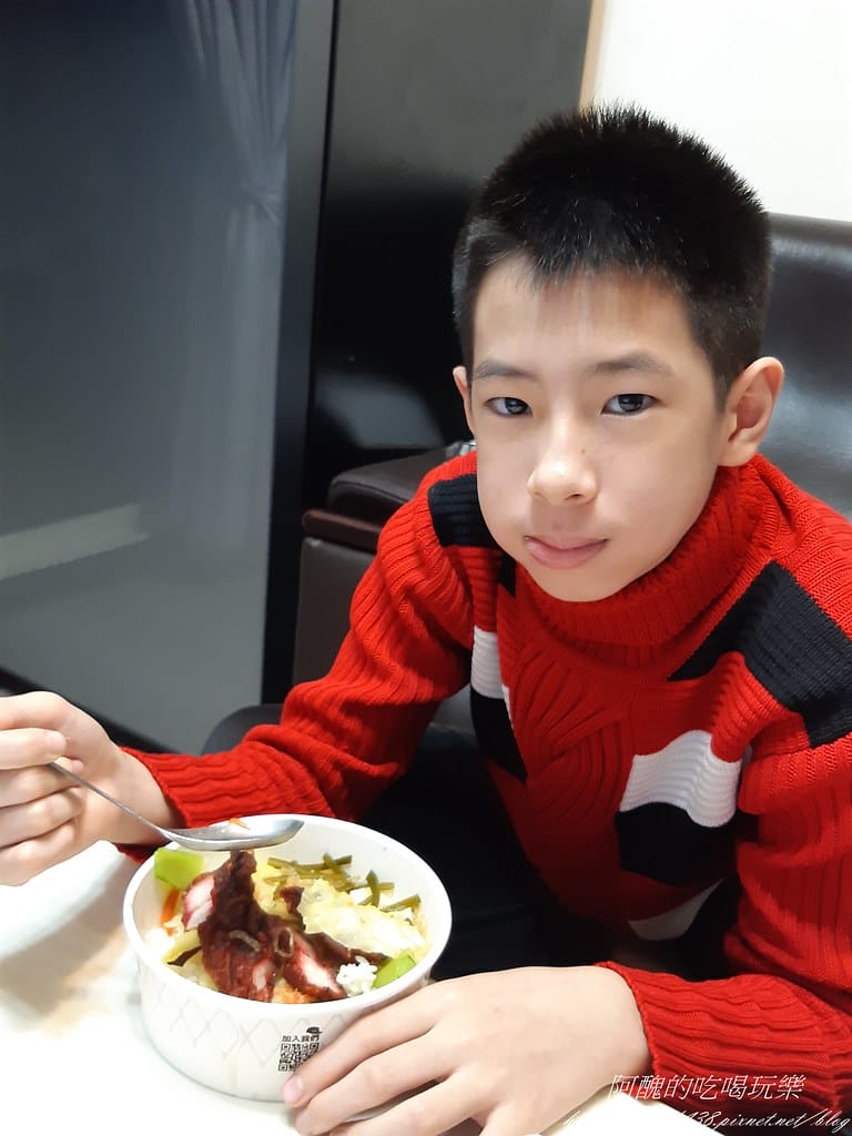 【樹林美食】梁社漢排骨-樹林中華店,炸排骨、炸雞腿、椒鹽雞塊都超好吃。 - 第13張圖 12