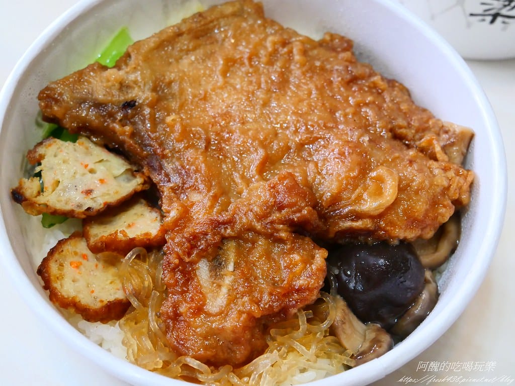 【樹林美食】梁社漢排骨-樹林中華店,炸排骨、炸雞腿、椒鹽雞塊都超好吃。 - 第25張圖 23