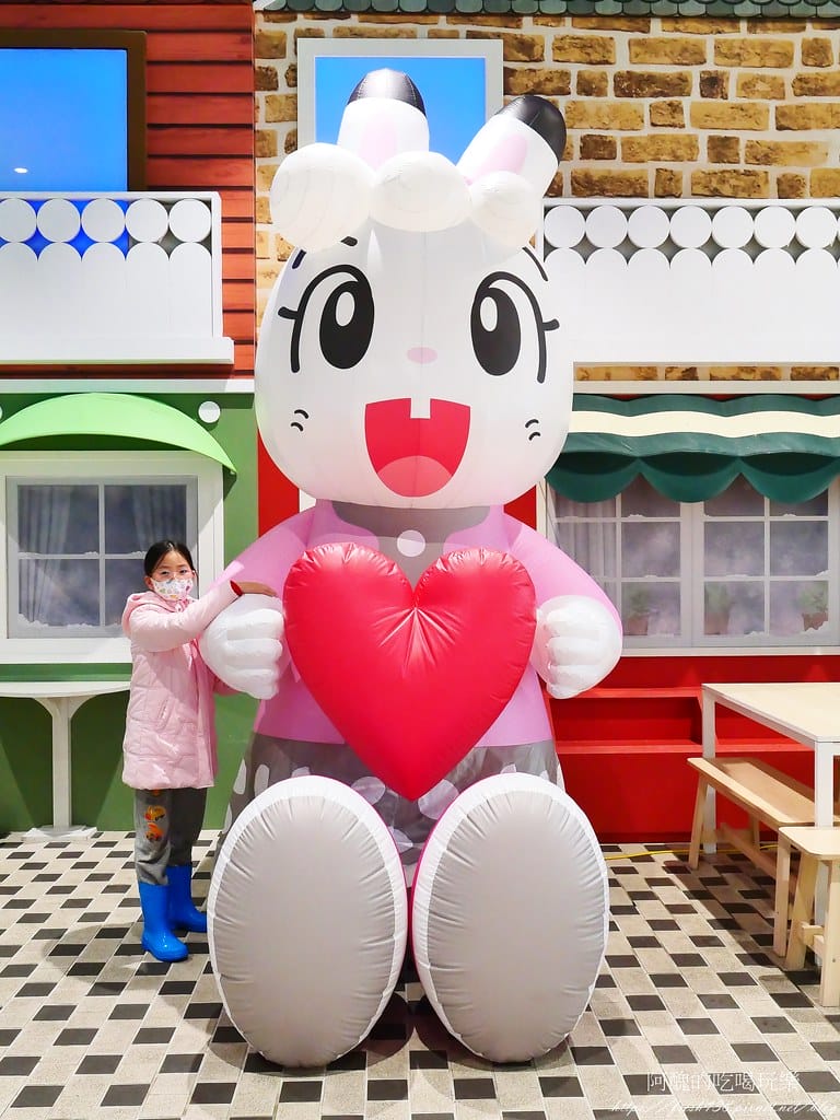 【台中景點】SNOWTOWN雪樂地,全年無休、全台唯一14~16度室內恆溫雪場,巧虎與您一同出發玩雪囉! - 第40張圖 24-2