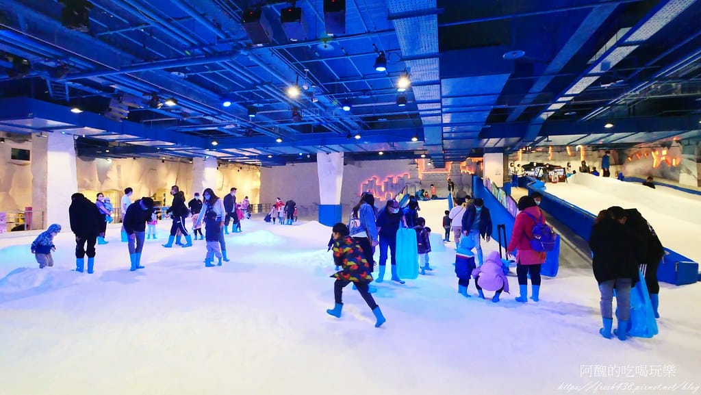 【台中景點】SNOWTOWN雪樂地,全年無休、全台唯一14~16度室內恆溫雪場,巧虎與您一同出發玩雪囉! - 第68張圖 49