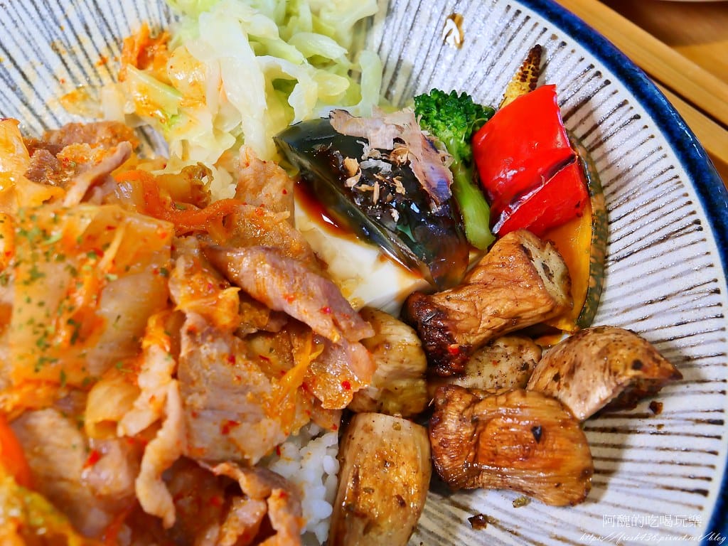 【宜蘭美食】熊與喵咖啡,親子餐廳&寵物友善環境,正餐、點心、飲品都超級美味! - 第40張圖 28