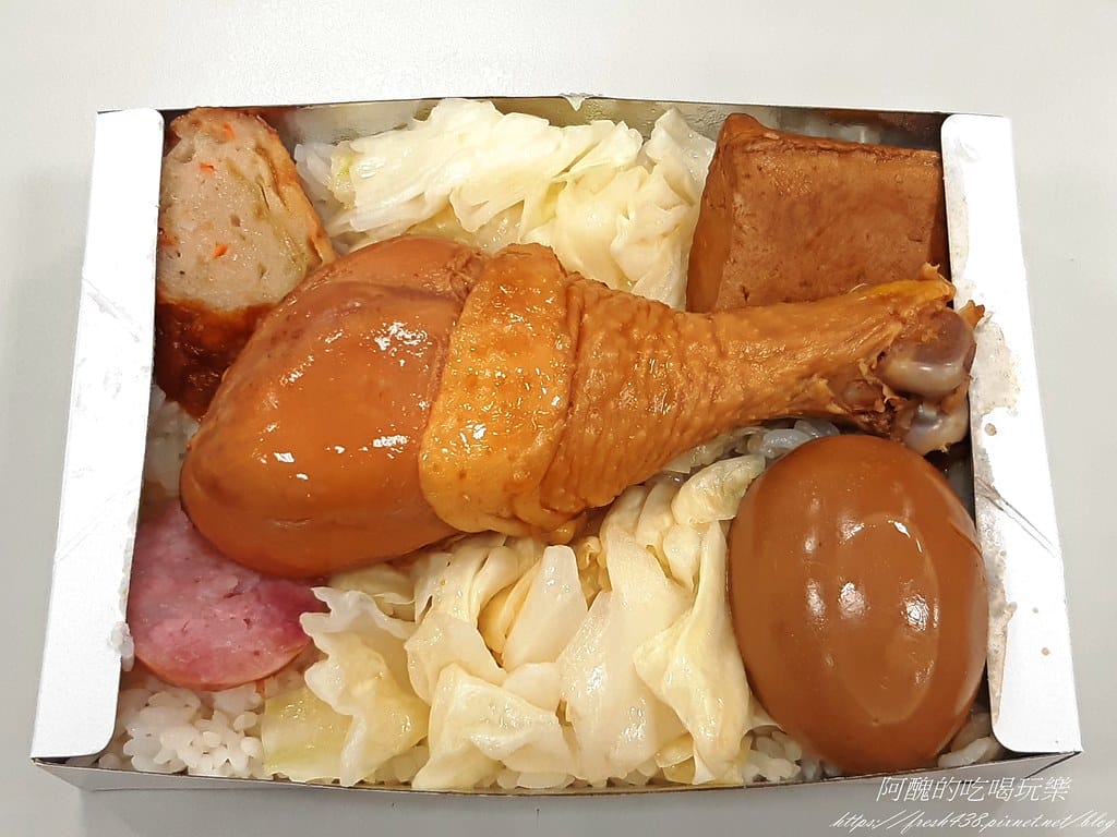 【樹林美食】福隆月台便當,一個70元,有雞腿、招牌福隆、全瘦肉,以及鯛魚便當可選擇。 - 第20張圖 15