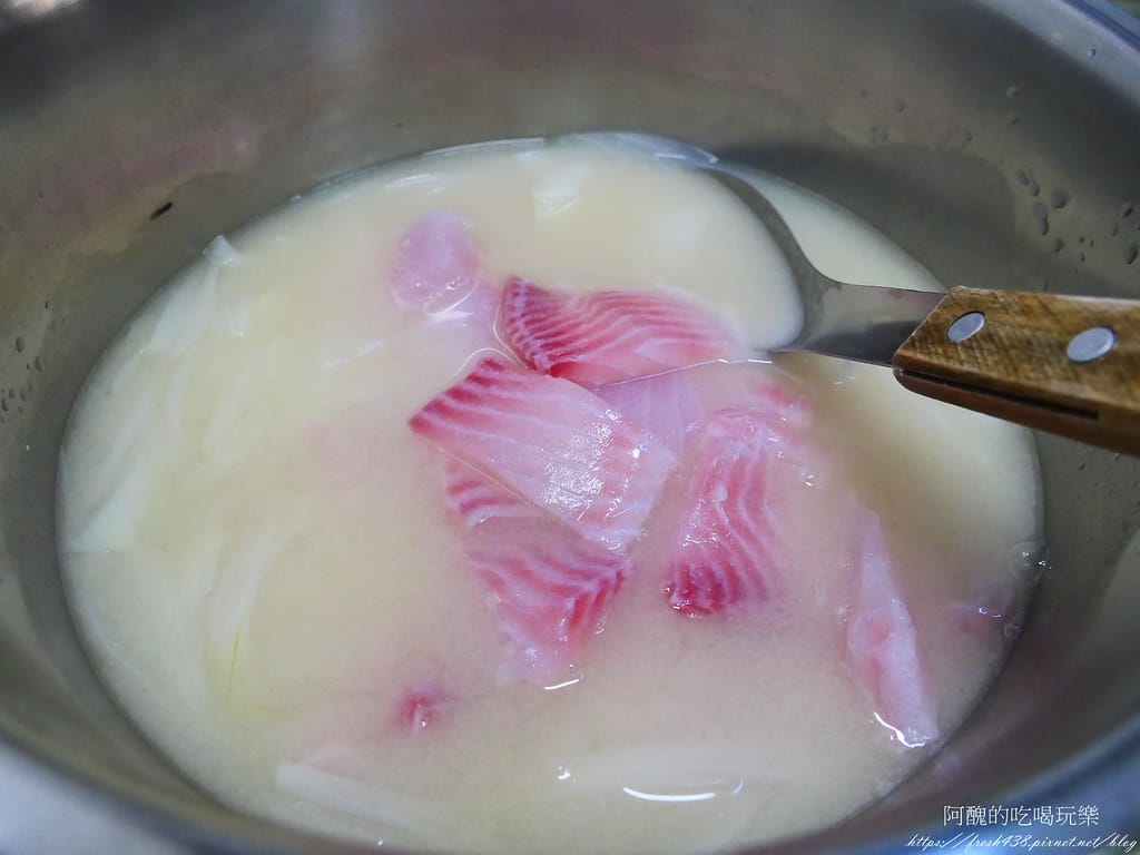 鯛魚豆腐味噌湯,香醇美味,15分鐘就可以完成。 - 第7張圖 P1045528