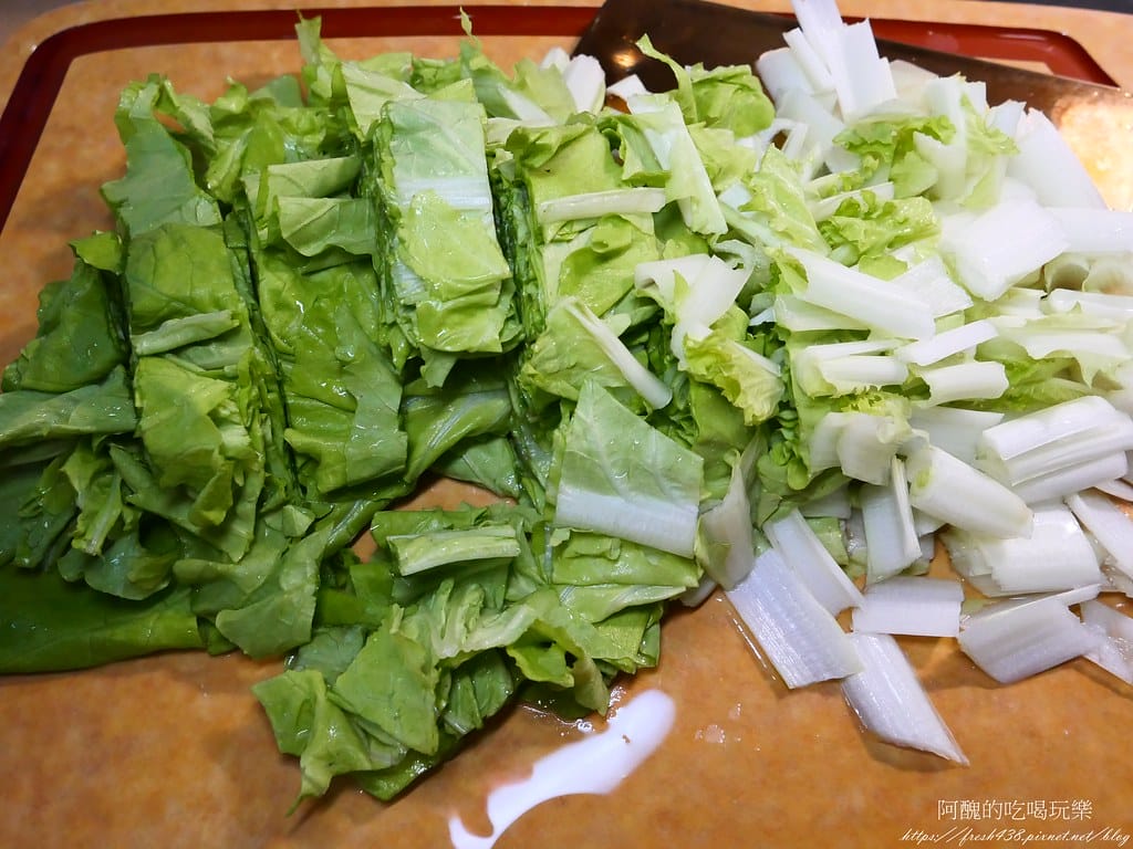 【素食料理】清炒小白菜,高鈣食材,富含維生素C、K,幫助成長的好料理。 - 第3張圖 P1045618