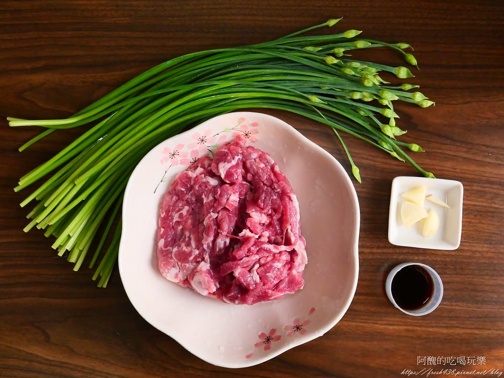 韭菜花炒肉絲,香噴噴的家常料理,超級下飯。 - 第2張圖 P1045660