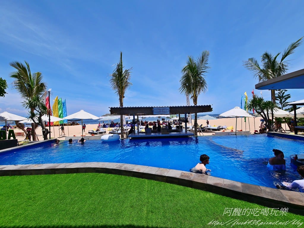 【峇里島美食】Barracuda Beach Club,小而美的海景餐廳,適合拍照打卡,烤肉串好吃! - 第11張圖 P1015976