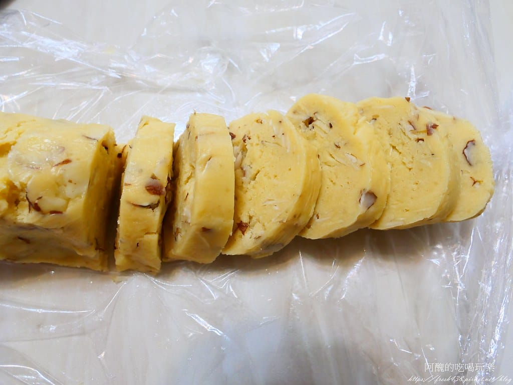 【氣炸鍋食譜】原味杏仁餅乾,低糖、少油,健康卻不減美味的手工餅乾。 - 第16張圖 P1046166